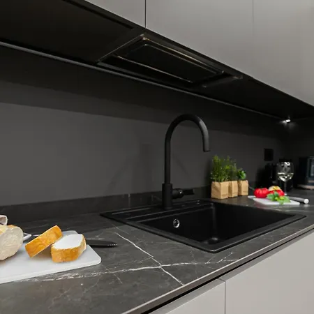 Italianway Comfort - Monte Nevoso 8 *