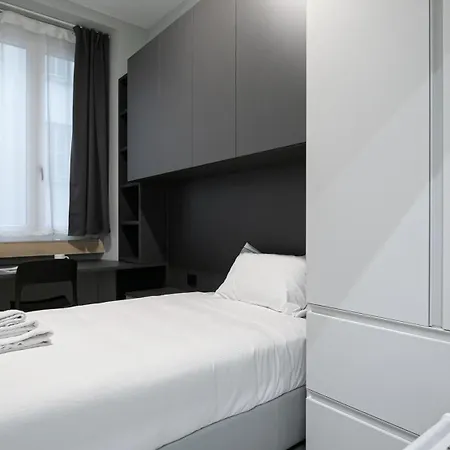 Italianway Comfort - Monte Nevoso 8 * Milaan